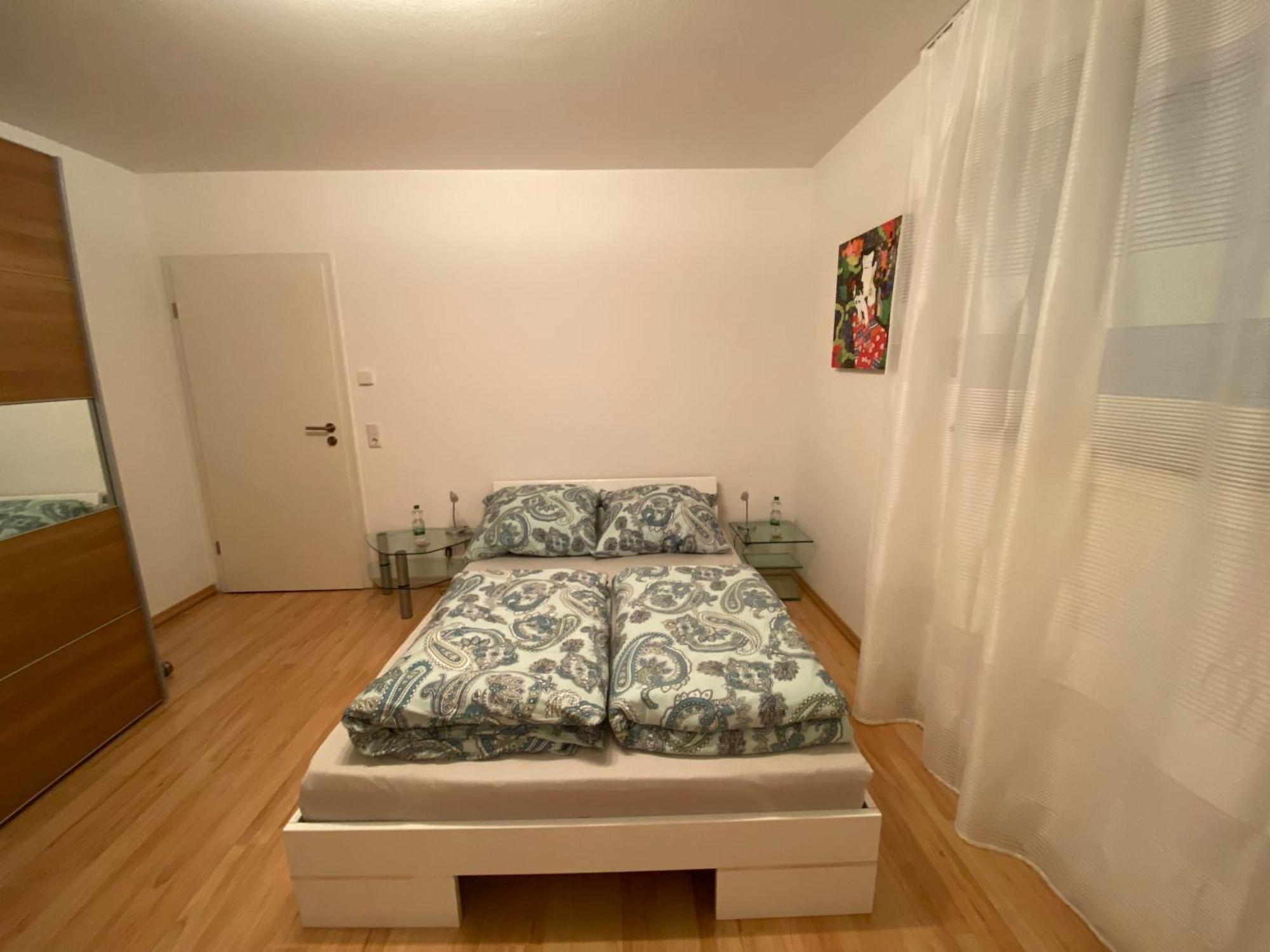 Ferienwohnung An Den Weinbergen Essenheim Exterior foto